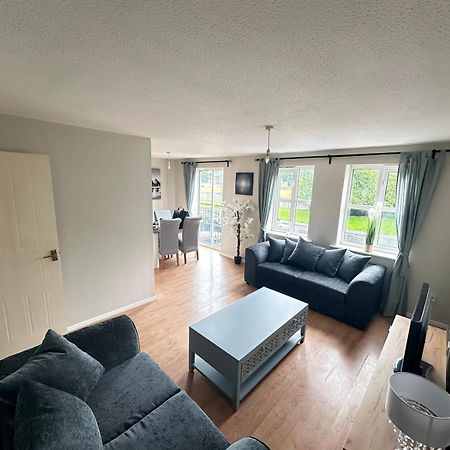 Lovely 2 Dbl Bed Apartment Near Heaton Park And North Manchester Hospital With Parking Exteriör bild