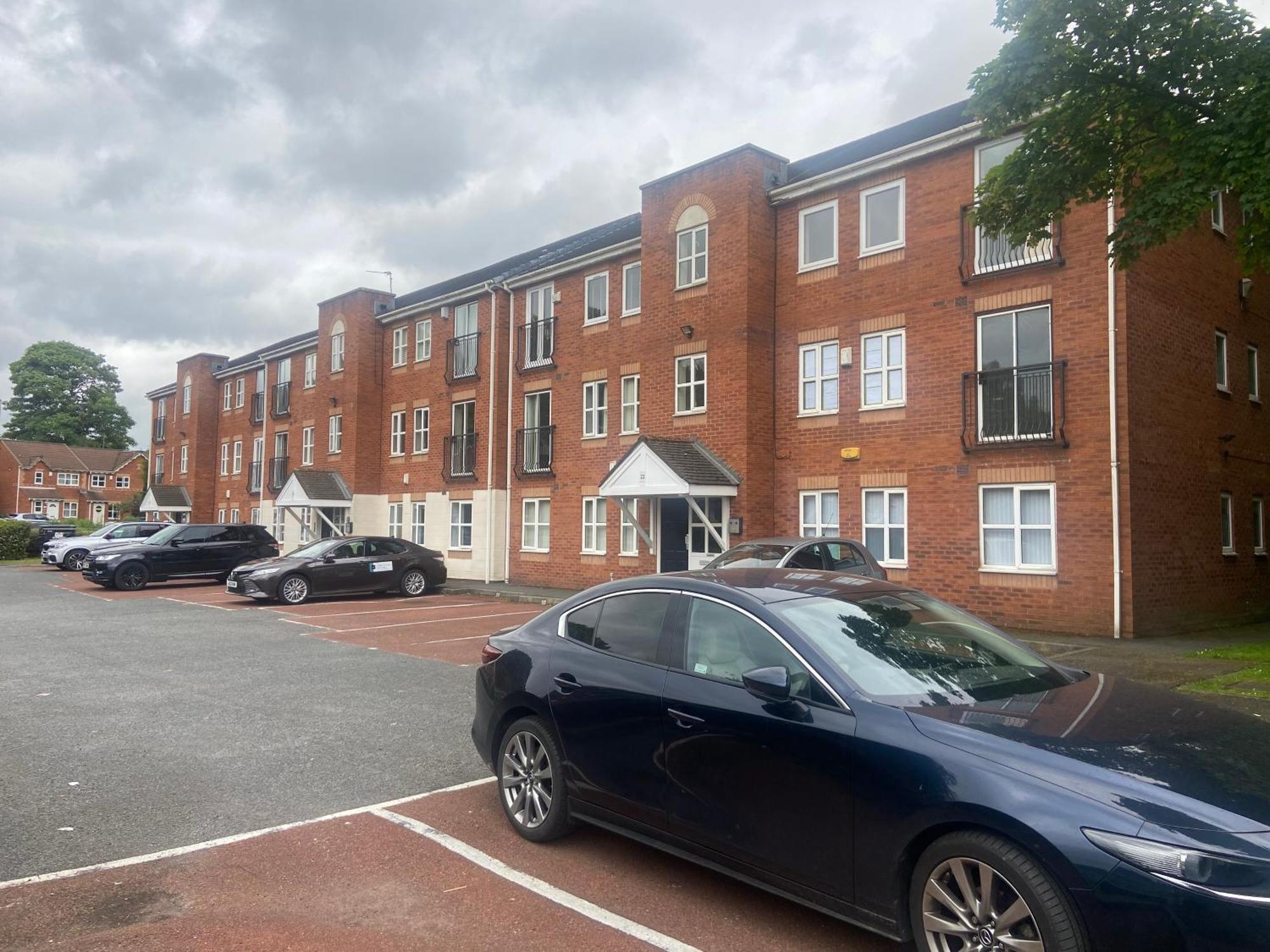 Lovely 2 Dbl Bed Apartment Near Heaton Park And North Manchester Hospital With Parking Exteriör bild