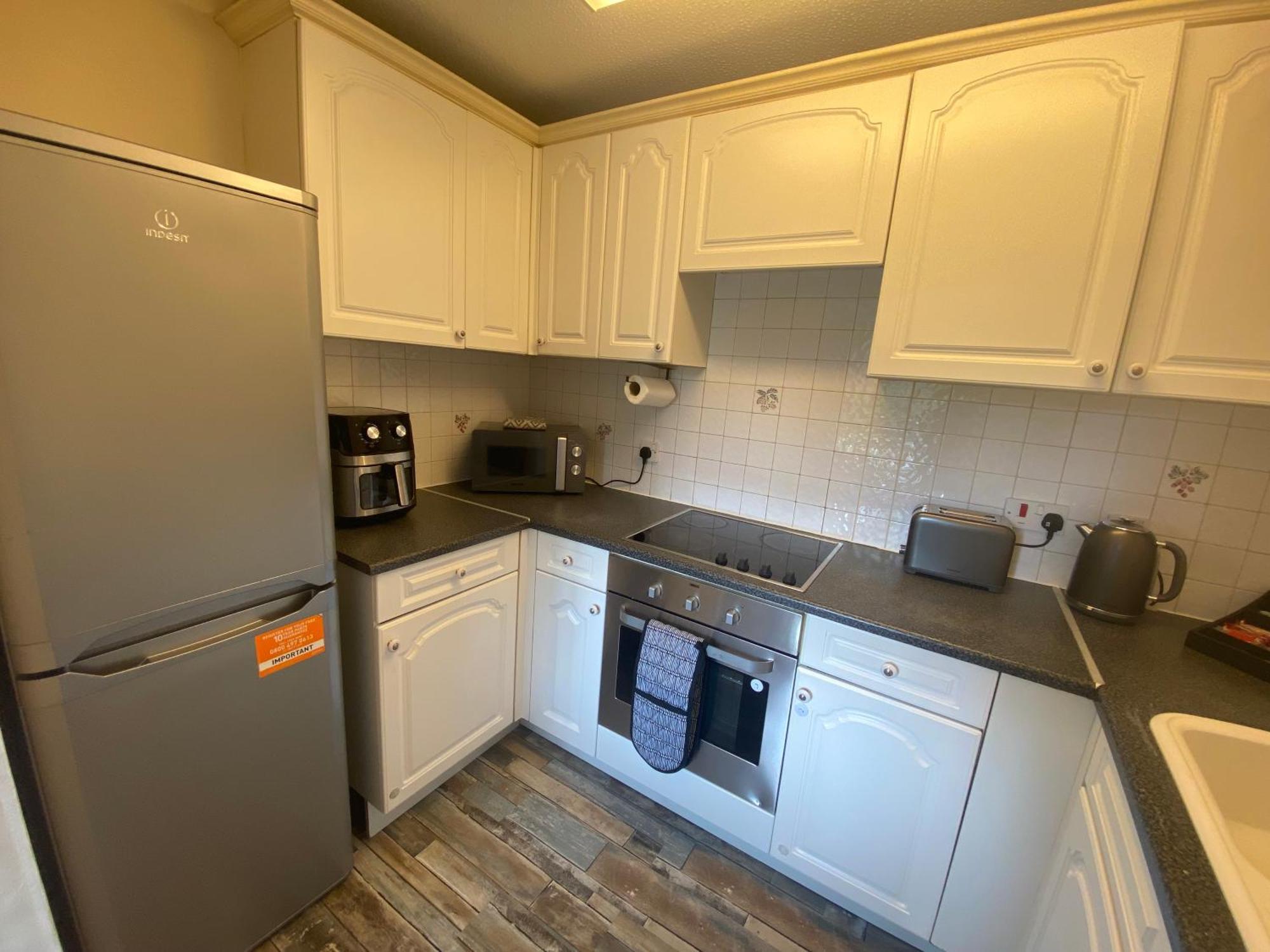 Lovely 2 Dbl Bed Apartment Near Heaton Park And North Manchester Hospital With Parking Exteriör bild