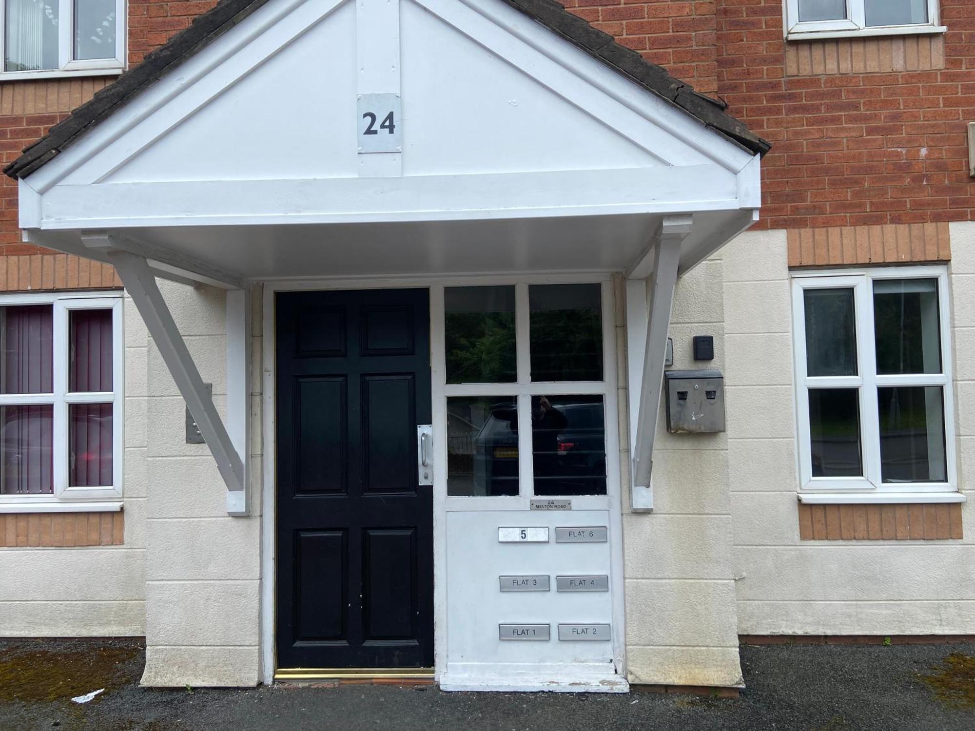 Lovely 2 Dbl Bed Apartment Near Heaton Park And North Manchester Hospital With Parking Exteriör bild